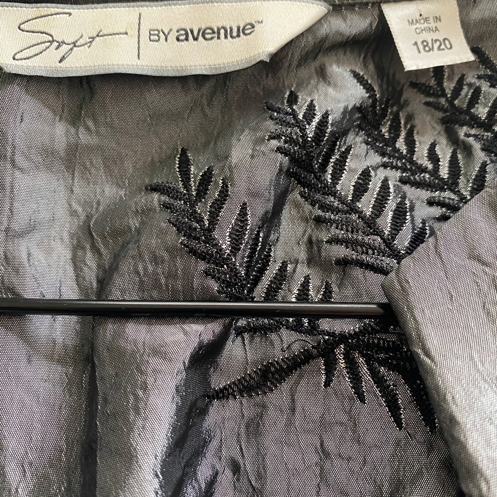 Silver Gray Silver Embroidered Buttonless Jacket - image 4